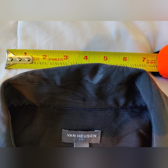 NWOT Men's Van Heusen Dark Gray Button Down Dress Shirt 🔘 (Large) 16-16.5 🖤🩶 - Picture 8 of 16